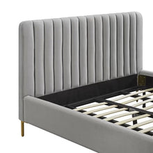 Load image into Gallery viewer, Benny Tufted Upholstered Platform Bed by Everly Quinn
